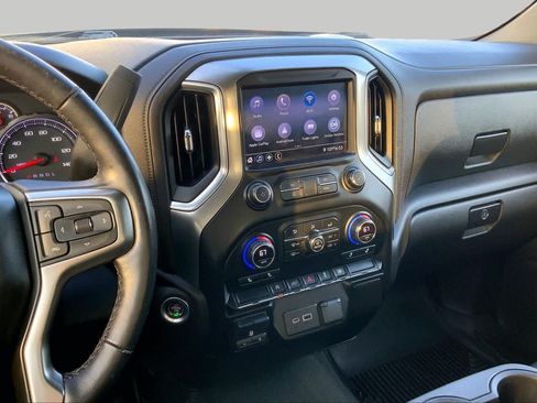 Used 2021 Chevrolet Silverado 1500 LT AWD/4WD image 7