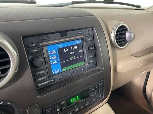 Used 2004 Ford Expedition Eddie Bauer AWD/4WD image 7