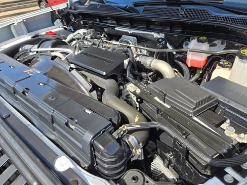 Used 2024 Chevrolet Silverado 3500 LT w/ Safety Package image 21