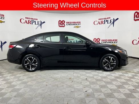 Used 2024 Nissan Sentra SV image 9