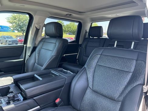 Used 2023 Toyota Tundra Limited AWD/4WD image 16