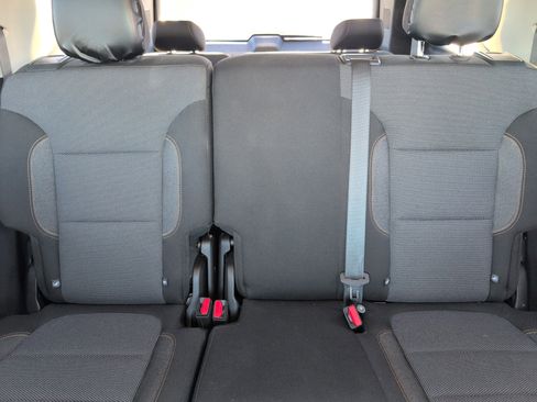 Used 2020 Chevrolet Traverse LS image 27