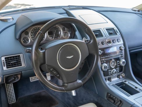 Used 2012 Aston Martin V8 Vantage S RWD image 11