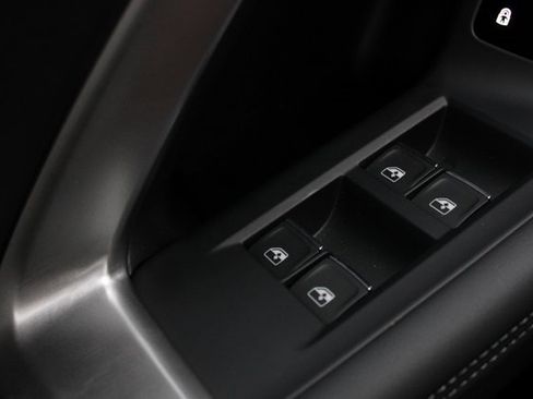 Used 2025 Audi Q5 Prestige image 8