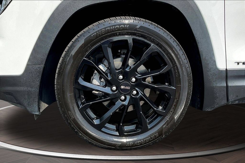 Used 2023 GMC Terrain SLT w/ Elevation Edition FWD image 38