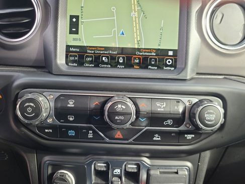 Used 2023 Jeep Wrangler Unlimited Rubicon 4xe image 20