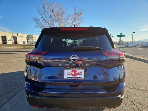 New 2026 Nissan Rogue SV w/ Cold Weather Package AWD/4WD image 6