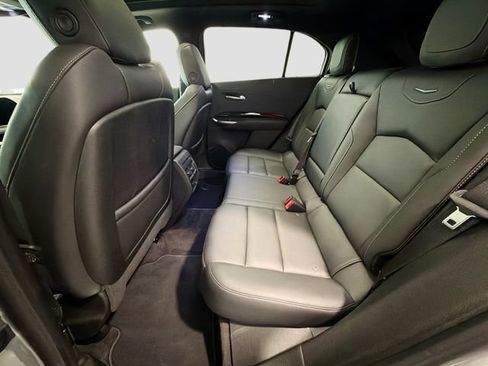 Used 2024 Cadillac XT4 Luxury w/ Cold Weather Package FWD image 21