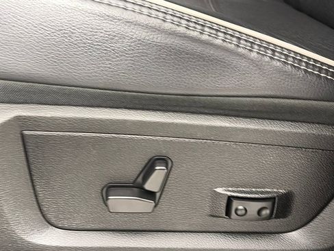 Used 2025 RAM 2500 Laramie w/ Sport Appearance Package image 27