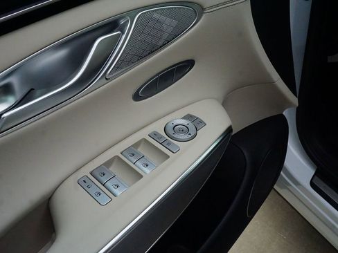 New 2026 Genesis GV70 2.5T Select image 15