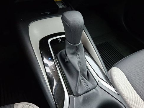 Used 2025 Toyota Corolla LE w/ LE Premium Package FWD image 14