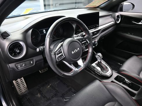 Used 2023 Kia Forte GT w/ GT2 Package image 10