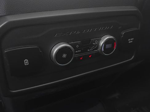 Used 2024 Ford Expedition Max King Ranch image 12