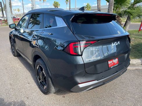 New 2026 Kia Sportage EX AWD/4WD image 5
