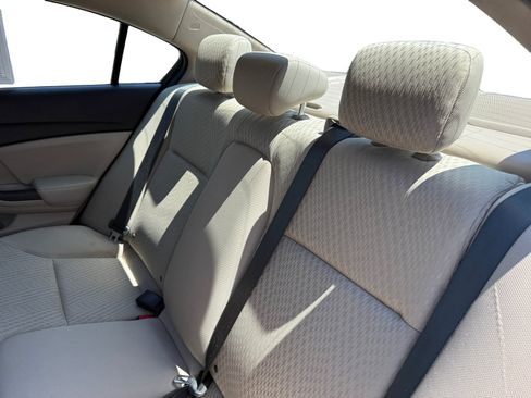 Used 2014 Honda Civic LX image 16