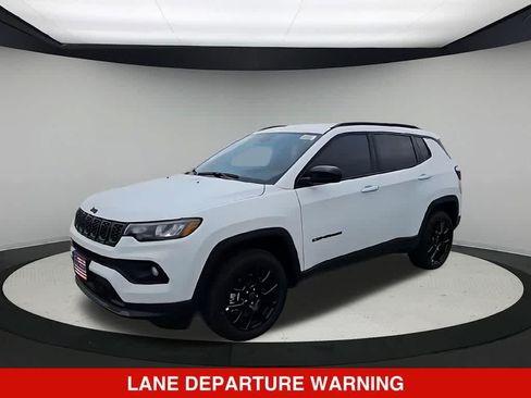 New 2026 Jeep Compass Latitude AWD/4WD image 4