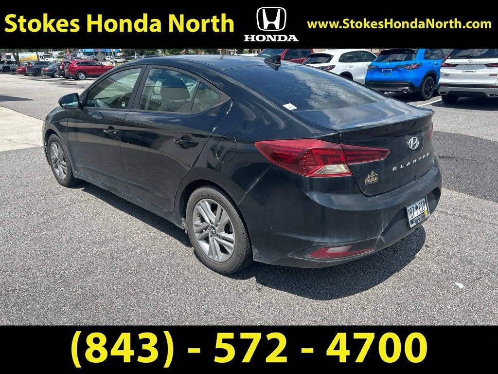 Used 2019 Hyundai Elantra SEL w/ Cargo Package FWD image 4
