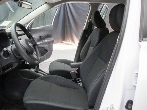 New 2025 Nissan Kicks Play S image 26