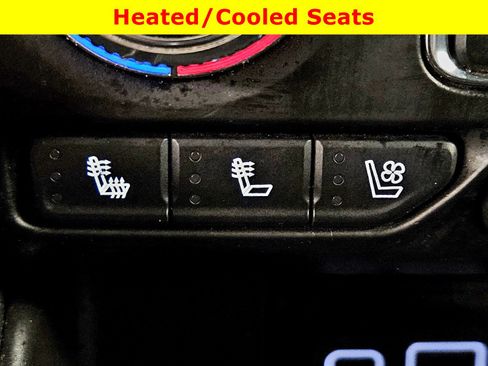 Used 2021 GMC Yukon SLT w/ SLT Premium Package AWD/4WD image 30