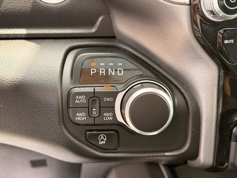 Used 2025 RAM 1500 Big Horn AWD/4WD image 27