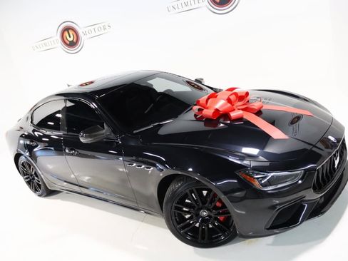 Used 2022 Maserati Ghibli Modena Q4 image 2