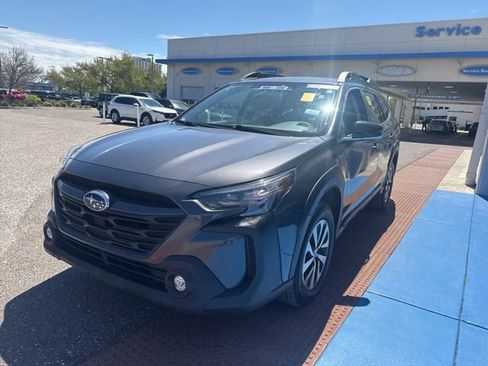 Used 2024 Subaru Outback Premium image 8