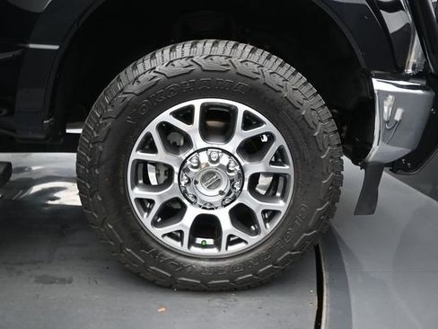 Used 2020 Ford F250 Lariat w/ Lariat Ultimate Package image 17