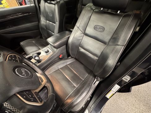 Used 2014 Jeep Grand Cherokee Overland image 20
