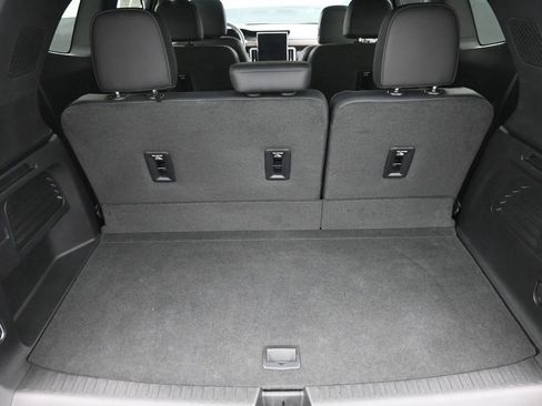Used 2024 GMC Acadia Denali w/ LPO, Floor Liner Package AWD/4WD image 11