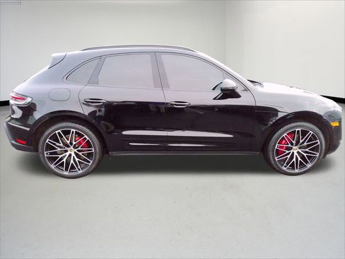 Used 2023 Porsche Macan S image 6
