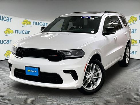 Used 2024 Dodge Durango GT AWD/4WD image 3