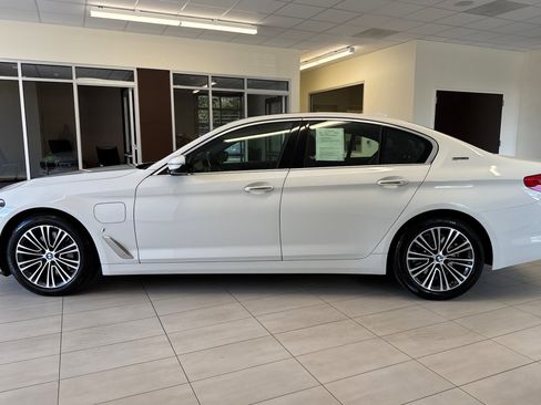Used 2018 BMW 530e xDrive image 7