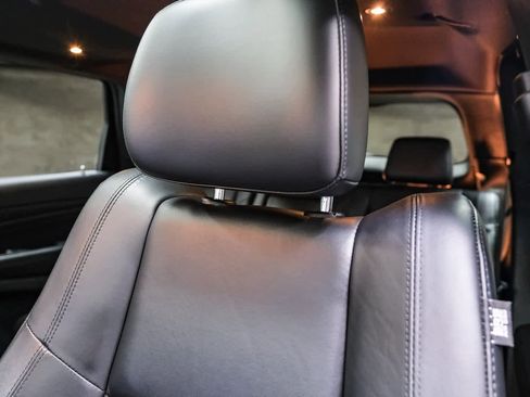 Used 2020 Jeep Grand Cherokee Altitude image 22