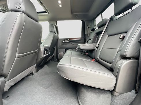 New 2026 GMC Sierra 2500 Denali w/ Denali Reserve Package image 17