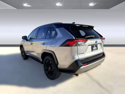 Used 2023 Toyota RAV4 XSE image 3