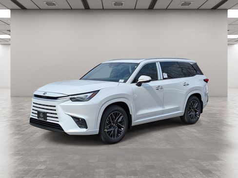 New 2026 Lexus TX 350 AWD image 2