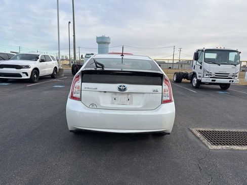 Used 2012 Toyota Prius Three image 3