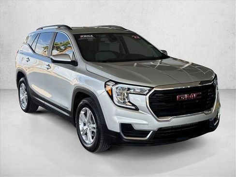 Used 2022 GMC Terrain SLE w/ Driver Convenience Package FWD image 5