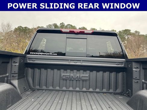 New 2026 GMC Sierra 1500 Denali w/ Technology Package image 15