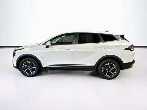 Used 2023 Kia Sportage LX AWD/4WD image 4