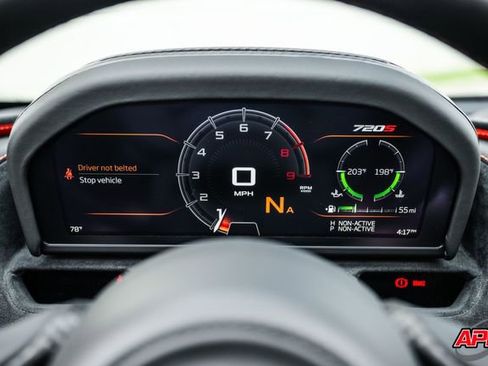 Used 2020 McLaren 720S Performance RWD image 11