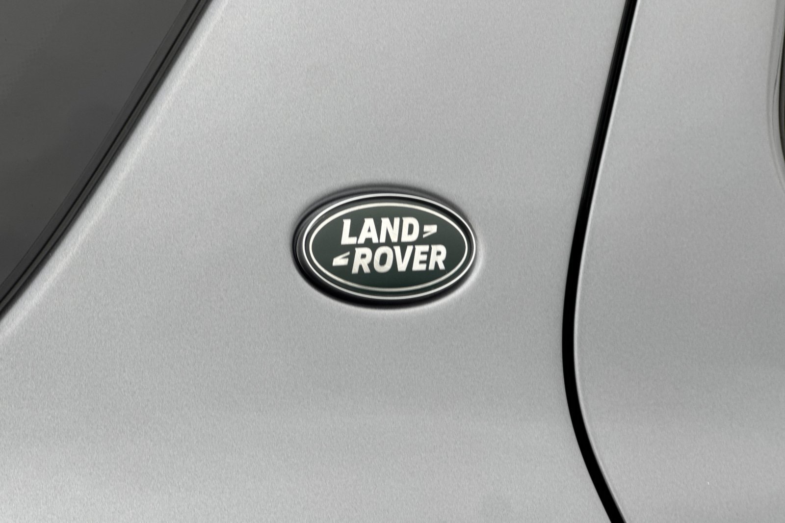 Used 2025 Land Rover Discovery Sport Dynamic SE AWD/4WD image 34