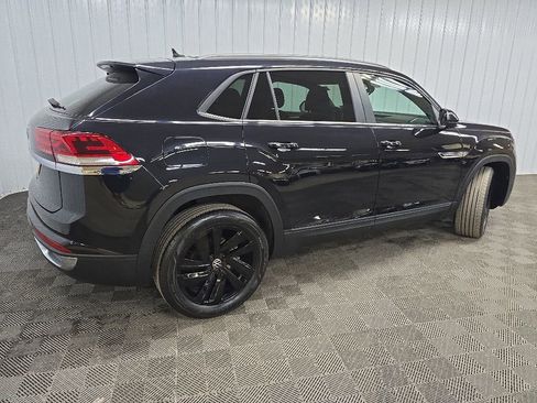 Used 2023 Volkswagen Atlas Cross Sport SE w/ Black Wheel Package FWD image 3