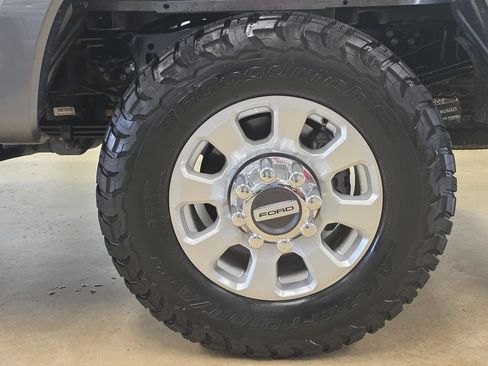 Used 2024 Ford F350 XLT w/ 360-Degree Camera Package AWD/4WD image 8