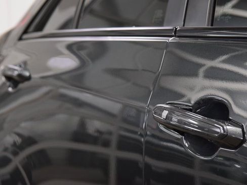 Used 2017 Cadillac ATS V w/ Luxury Package image 17