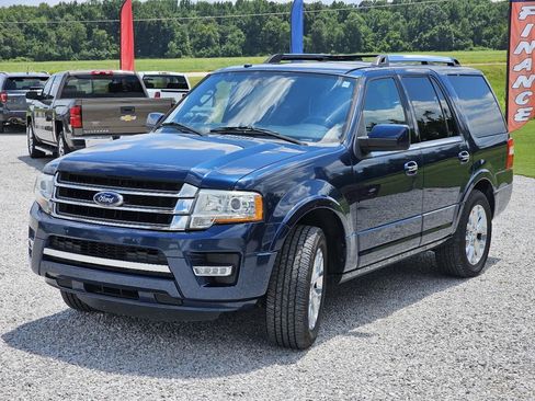 Used 2017 Ford Expedition Limited w/ Equipment Group 301A RWD image 4