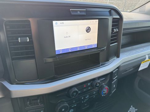 New 2025 Ford F350 XL w/ XL Chrome Package AWD/4WD image 17