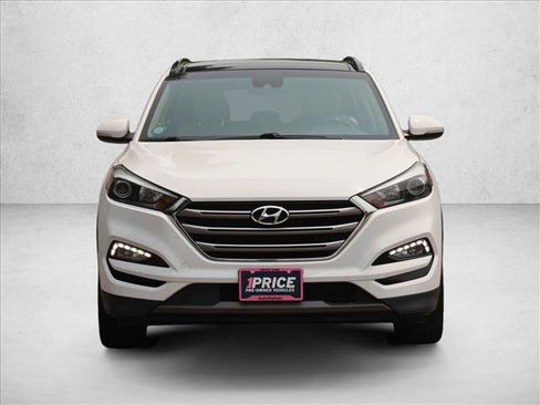 Used 2016 Hyundai Tucson AWD image 2
