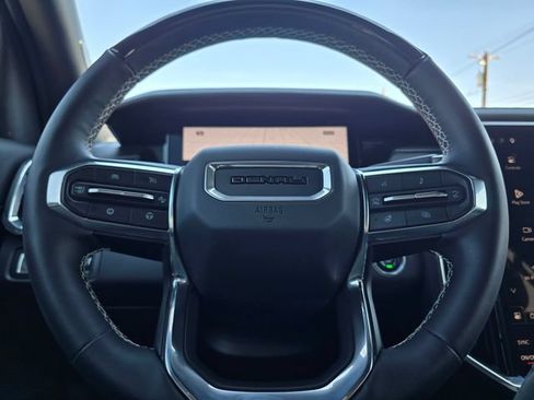 Used 2025 GMC Acadia Denali w/ Super Cruise Package AWD/4WD image 25