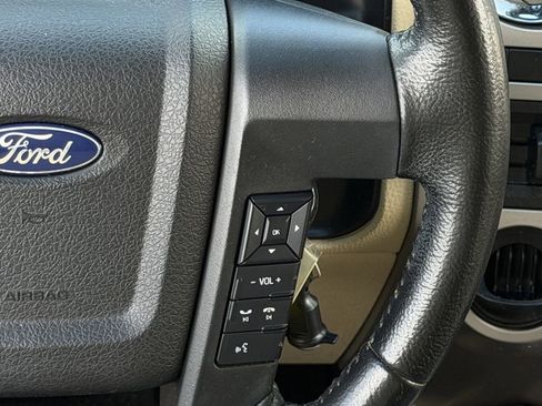 Used 2017 Ford Expedition EL XLT w/ Equipment Group 202A RWD image 16